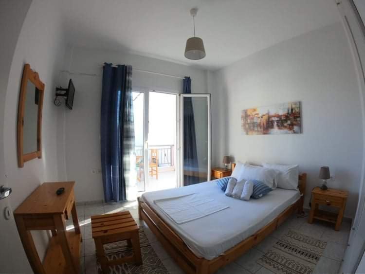 Magdalinos Apartments Nea Skioni Buitenkant foto